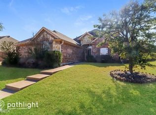 2618 Longshadow Ln, Midlothian, TX 76065