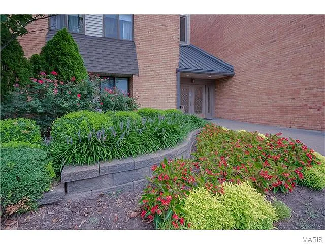 950 E Rue De La Banque St #L3 photo 1