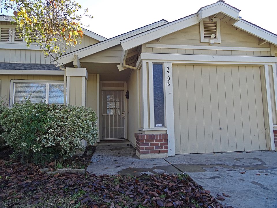 1st image of 4306 Valley Hi Dr