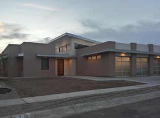 2040 Sydney Ln NW, Albuquerque, NM 87107