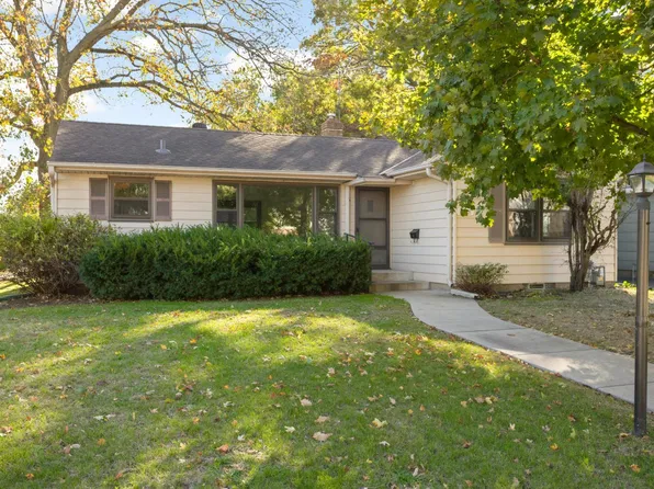 1208 Hoyt Ave E, Saint Paul, MN 55106