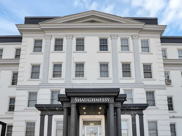 701 Eglinton Ave W, Toronto, ON