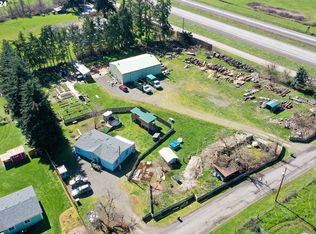 33988 Walnut Ln, Creswell, OR 97426