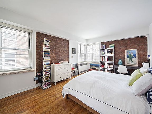 4th image of 661 Amsterdam Ave #3G