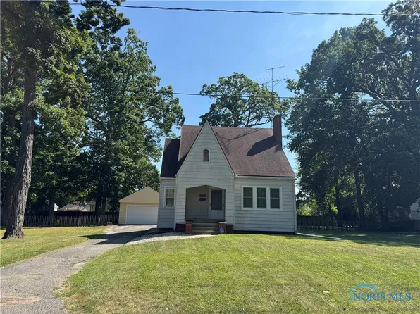 1666 Idlewood Dr, Toledo, OH 43615