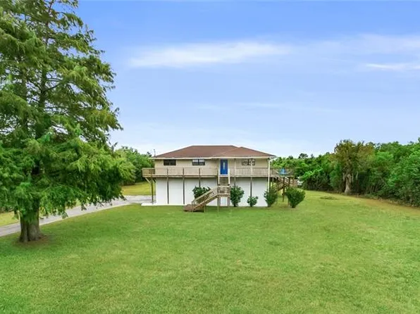 300 Florissant Hwy, Saint Bernard, LA 70085