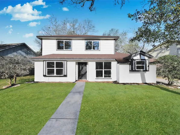 2035 Round Spring Dr, Humble, TX 77339