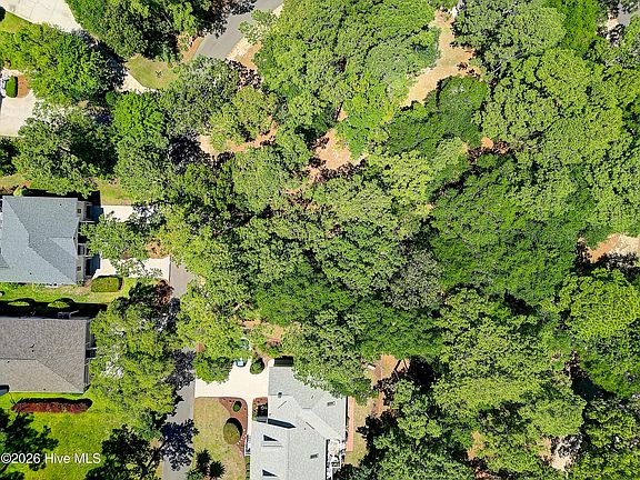 3rd image of 3252 Marsh View Drive SW