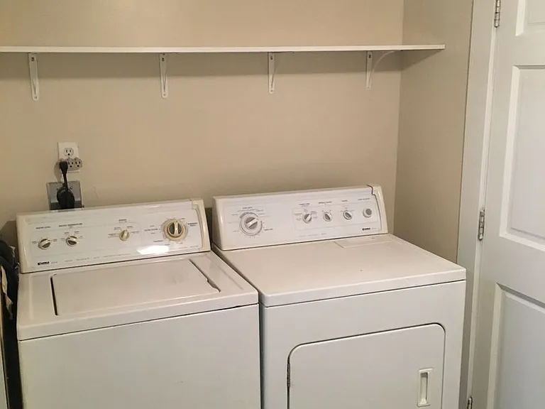 3202 Q St — Photo 8