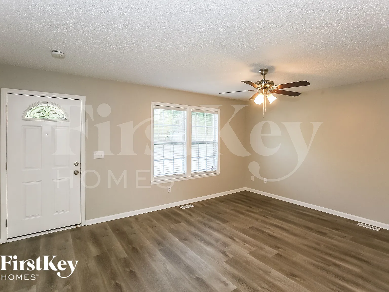 3 bed, 2.0 bath, 1020 sqft, $1,650 — Photo 4