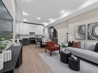 94 South St Floor 1, Jersey City, NJ 07307