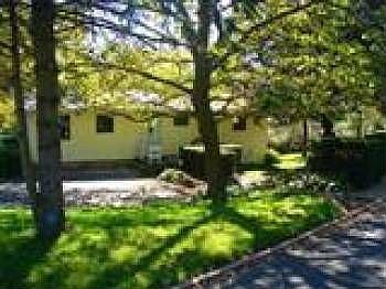 1st image of 828 Arhana Crest Dr