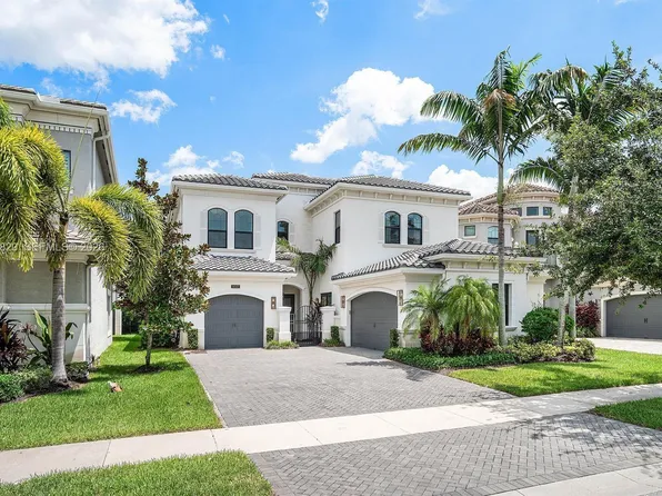9747 Vitrail Ln, Delray Beach, FL 33446