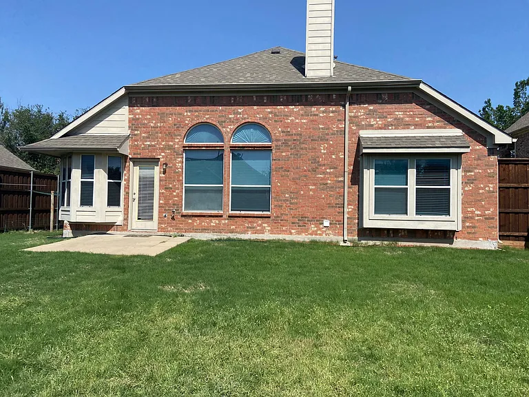 8373 Brightside Ln — Photo 24