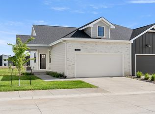 1017 NW Bethel Ln, Waukee, IA 50263