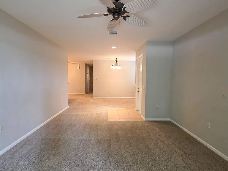 2565 Langrove Ln SW — Photo 5