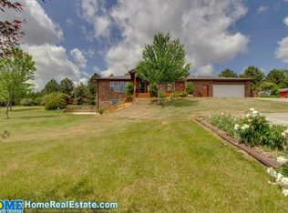 5201 W Deercrest Dr, Denton, NE 68339