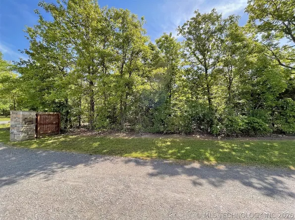 26020 505th Rd, Park Hill, OK 74451