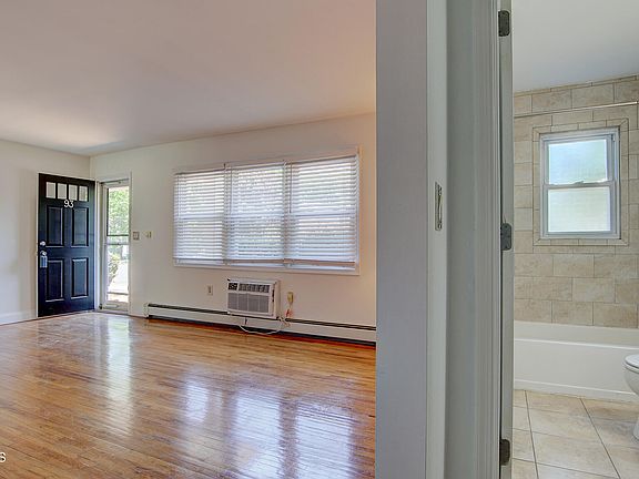 4th image of 96 East Ave APT 93