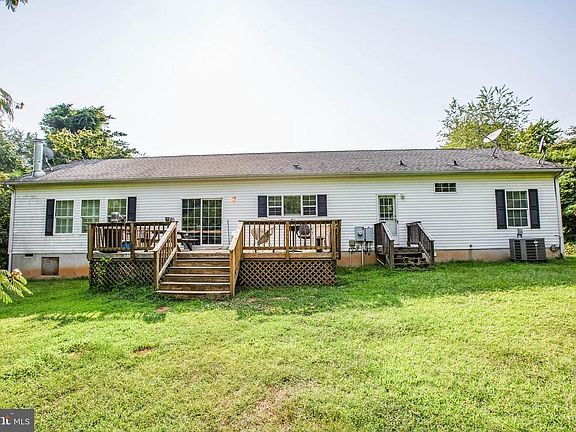 3rd image of 12700 Hartley Ln