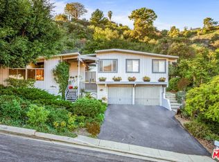 2436 Arbutus Dr, Los Angeles, CA 90049
