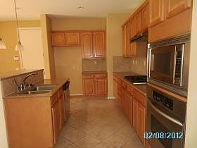3rd image of 8238 Garden Gate St