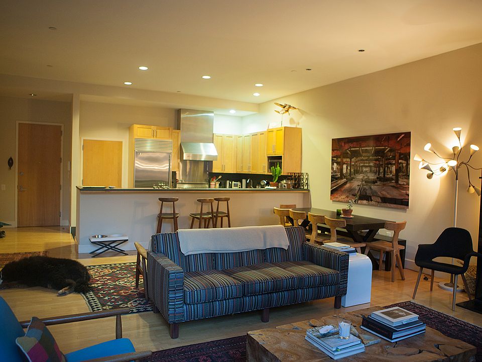 1st image of 790 Greenwich St APT 2B