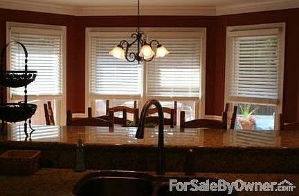 4th image of 4170 Knollcrest Cir N