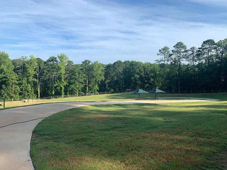 240 Habersham Dr — Photo 32