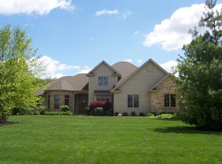 7930 Dunhill Dr, Crystal Lake, IL 60014