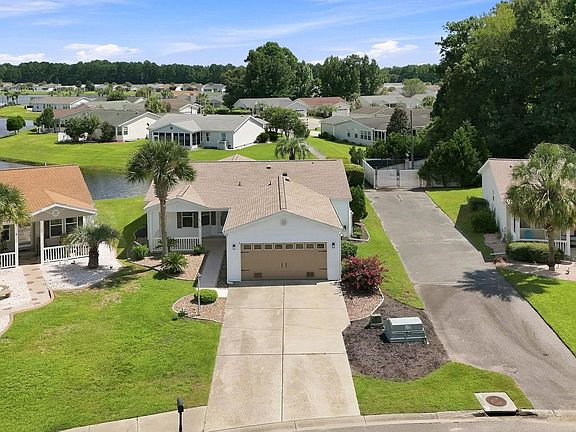 2nd image of 225 Wellspring Dr.