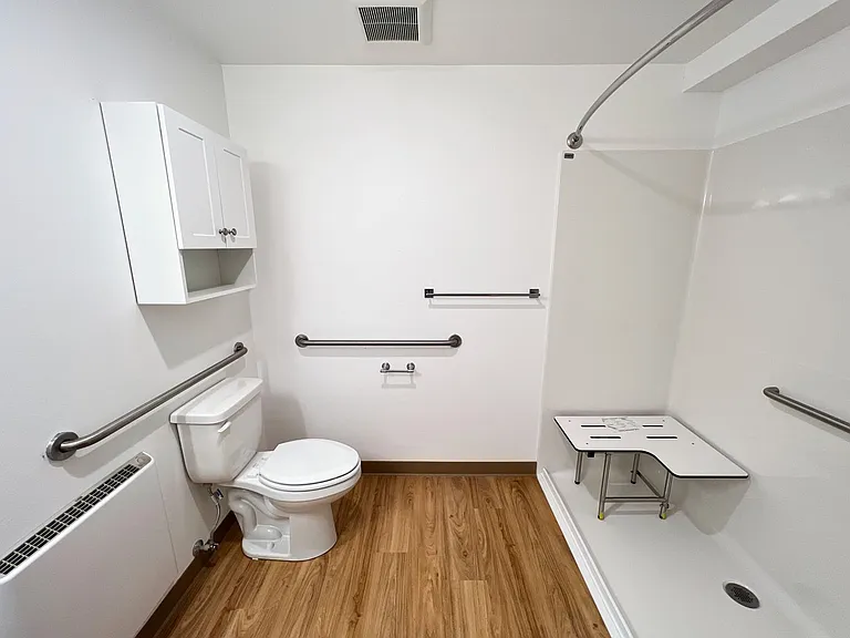 Leeward Apartments — Photo 70