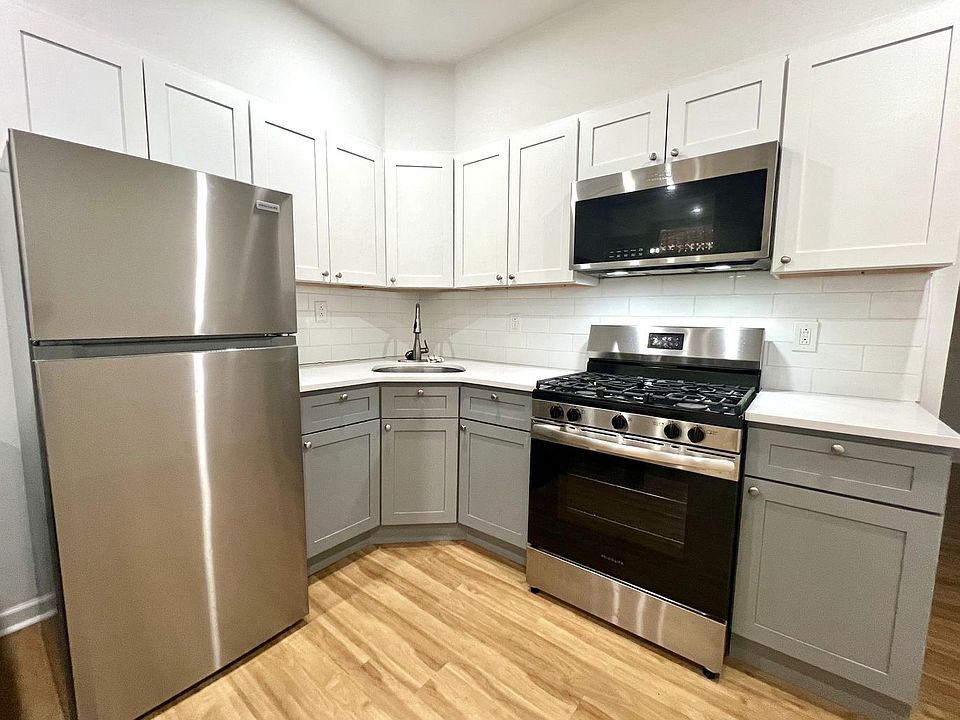 1st image of 4047 N Broad St Floor 1