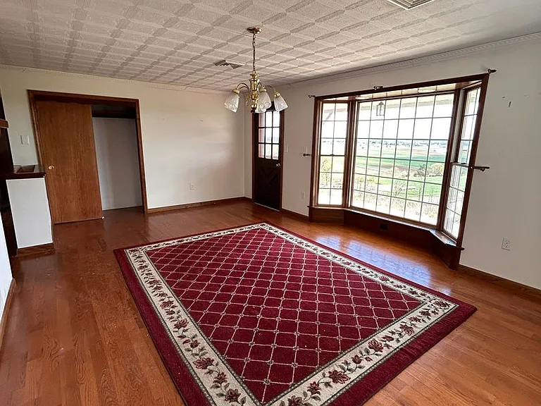 235 Reifsnyder Rd — Photo 10