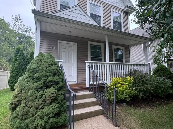 129 Main St, East Haven, CT