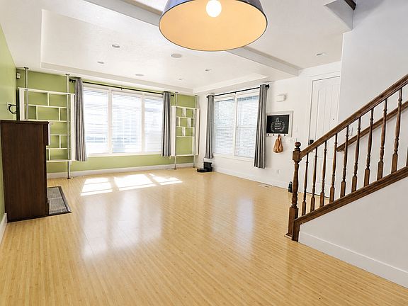 4th image of 5018 W Calton Ln