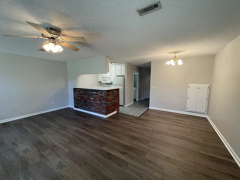112 Candle Brook Dr #1 — Photo 10
