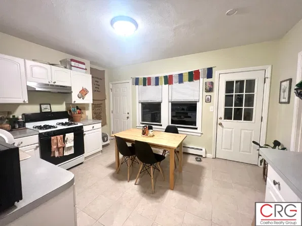 12 Pearl St, Medford, MA