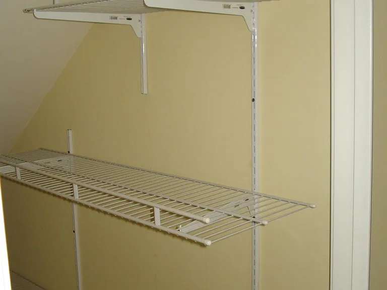 616 W Emerson St #B2 — Photo 3