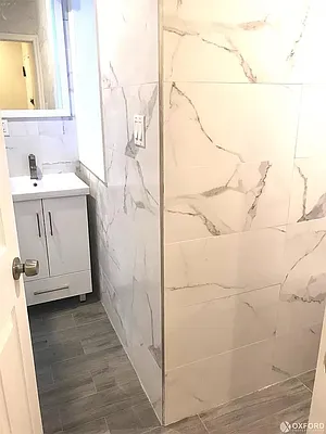 Rented by Oxford Property Group | media 78