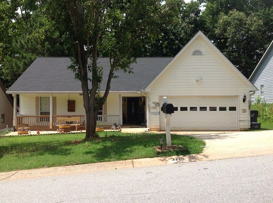 1st image of 370 Paris Dr