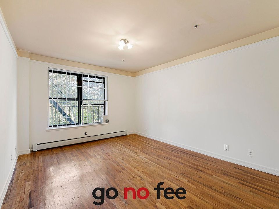 1st image of 246 Manhattan Ave APT 3C