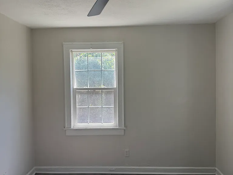 117 Duke Ave — Photo 16