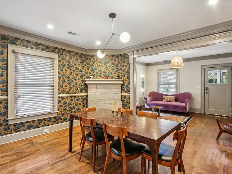 807 Lake Ave NE — Photo 13