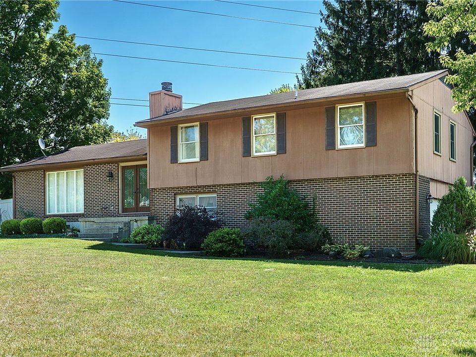 1st image of 4220 Willow Creek Dr