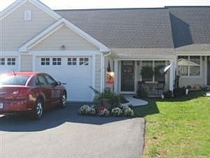 2nd image of 13 Wheatstone Ln #L-0057