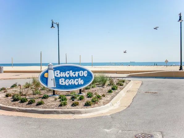 (undisclosed Address), Hampton, VA 23664