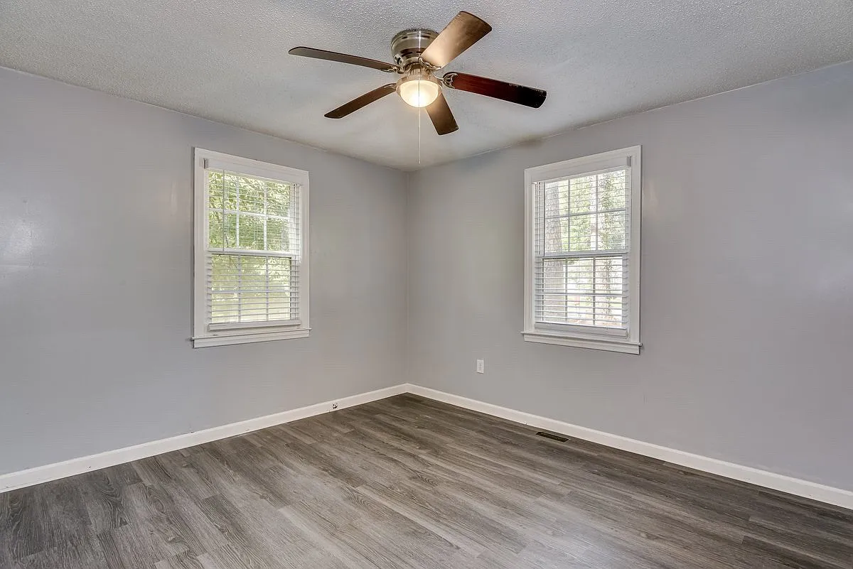 2 bed, 880 sqft, $1,050 — Photo 4