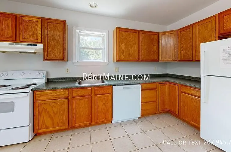 1835 Hammond St #1 — Photo 1