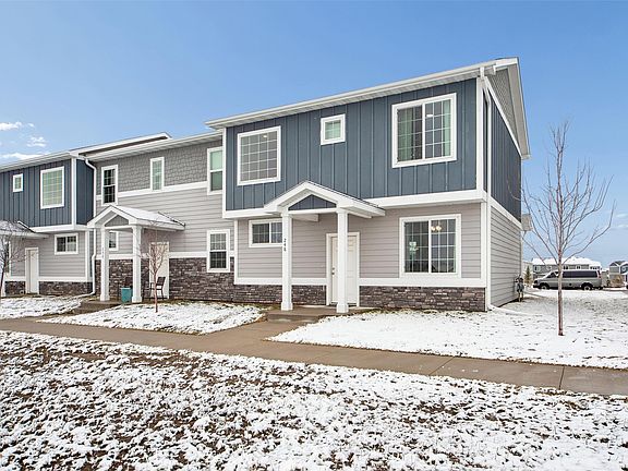 2nd image of 248 NW Common Pl